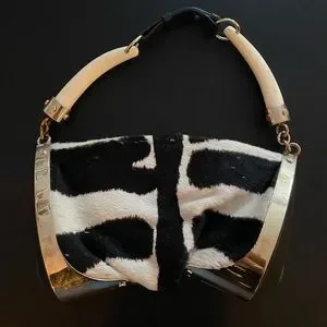 Yves Saint Laurent Mombasa Bag モンバサ バッグ 私の愛用品 (6) YSL rive gaucheの銘品鞄Mombasa | Navy Circle